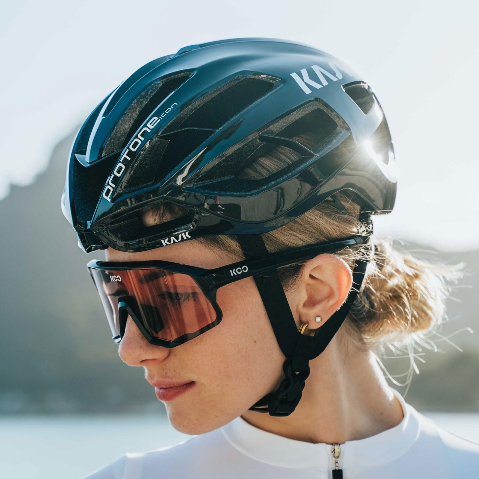Aerodynamic Performance Cycling Helmet